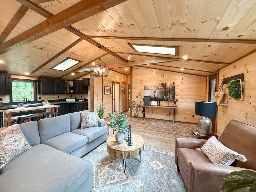 24x32 Hunter Haven - Image 14